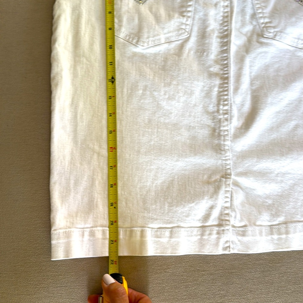 Jones New York Women Sutton Pencil Skirt White Denim Stretch Size 10 Slimming - Picture 3 of 9